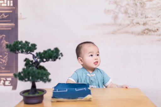 灯塔宝宝不长肉要换奶粉吗